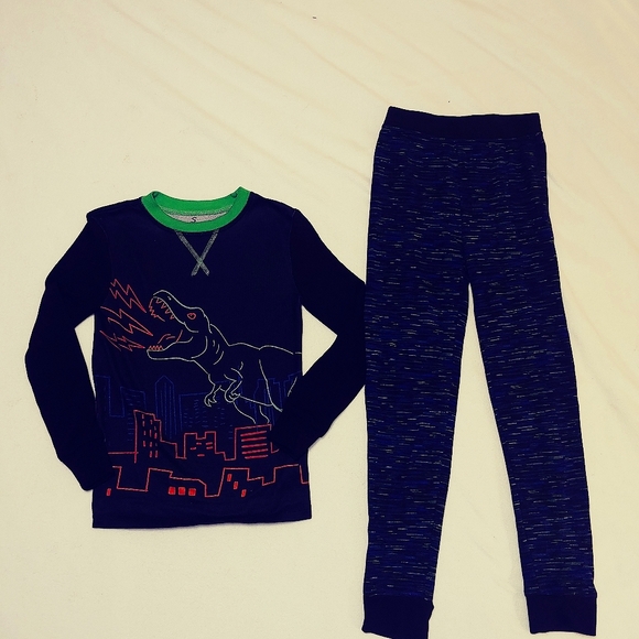 Cuddl Duds Other - Cuddl Duds Boys Dinosaur Super Soft Pajamas Size 8